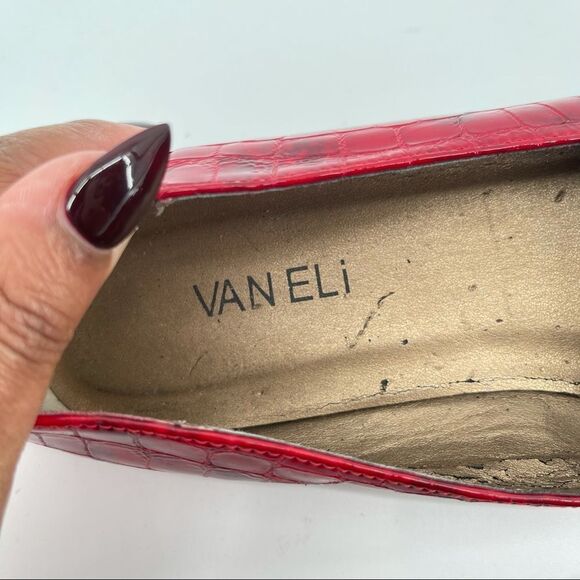 Vintage Vaneli Women’s Red Croco Textured Patent Leather Loafers Size 8.5M - Picture 14 of 16
